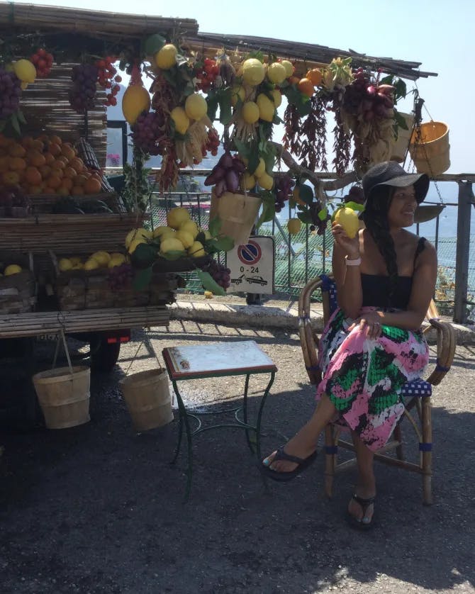 Travel advisor posing on sea side