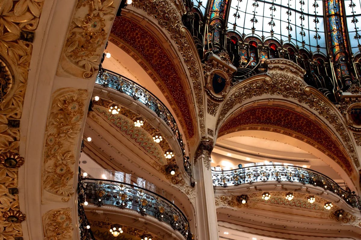 building-ceiling-paris-travel-guide