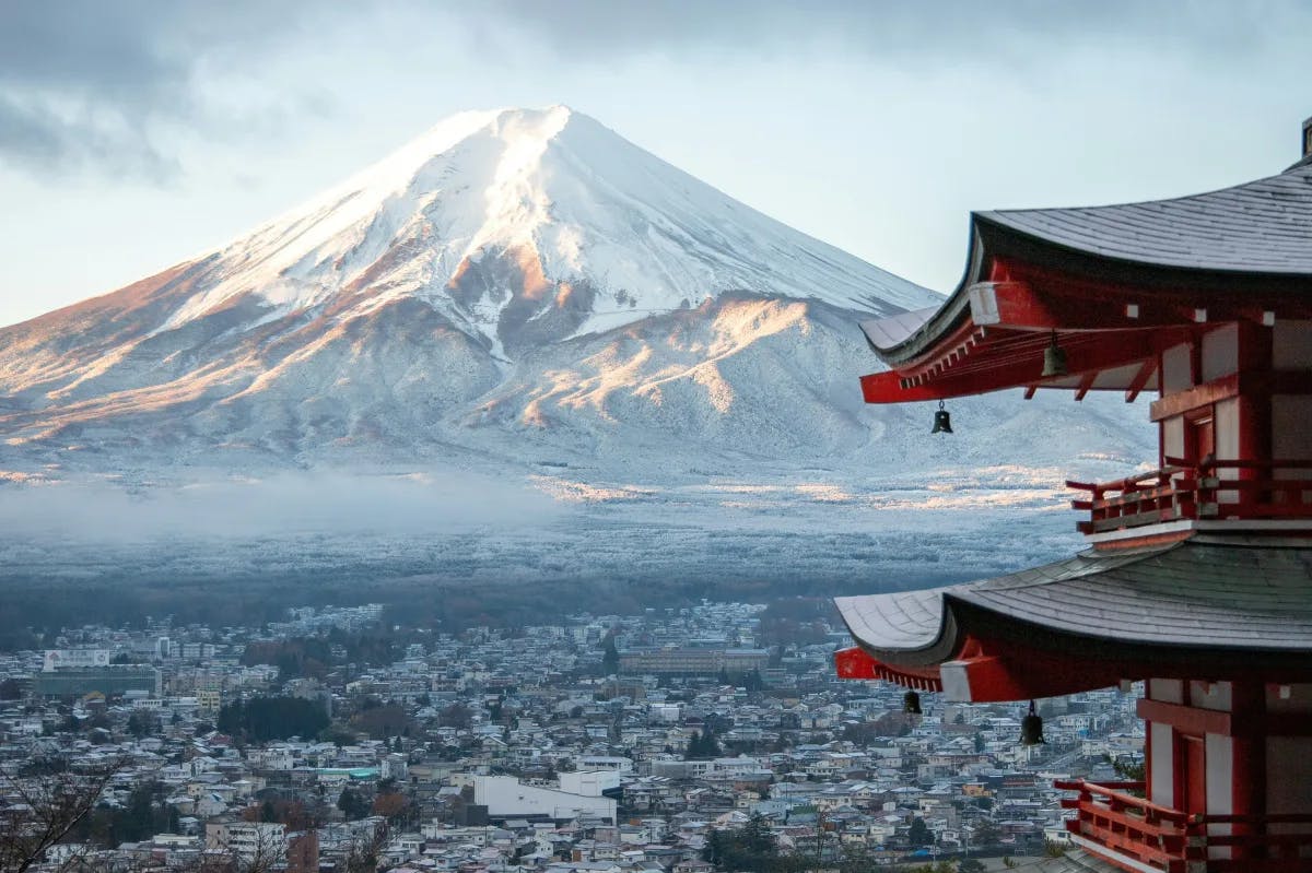 The beautiful view of Mount Fuji in Japan.