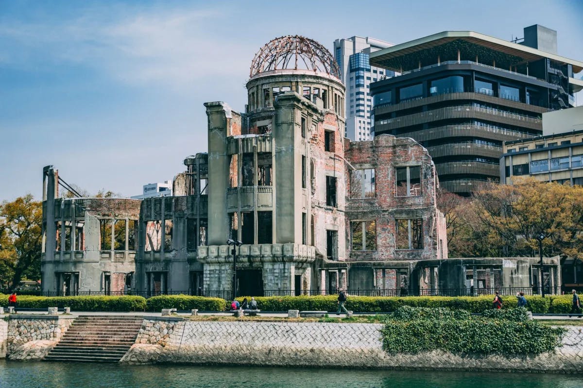 A building with dome on top.