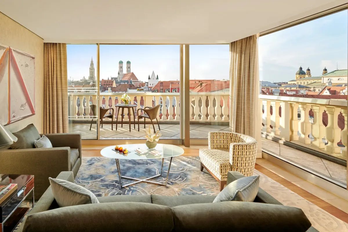 Common space with a private terrace and views of the historic skyline of Munich