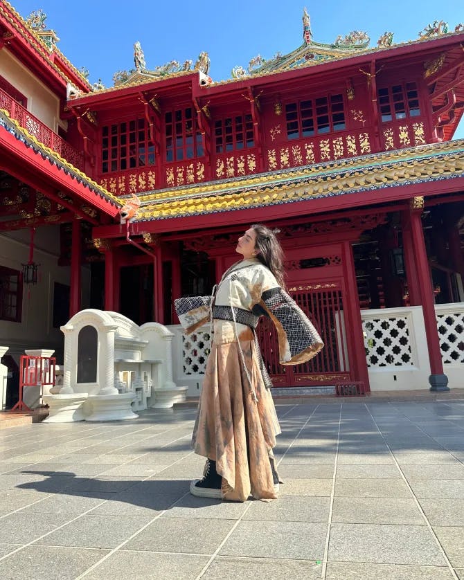 Picture of Gabrielle at Bang Pa-In Palace