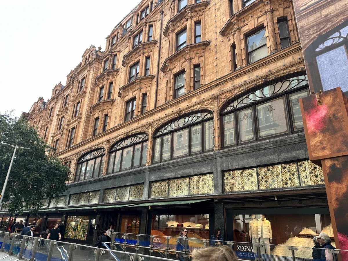 A big brown building during daytime. 