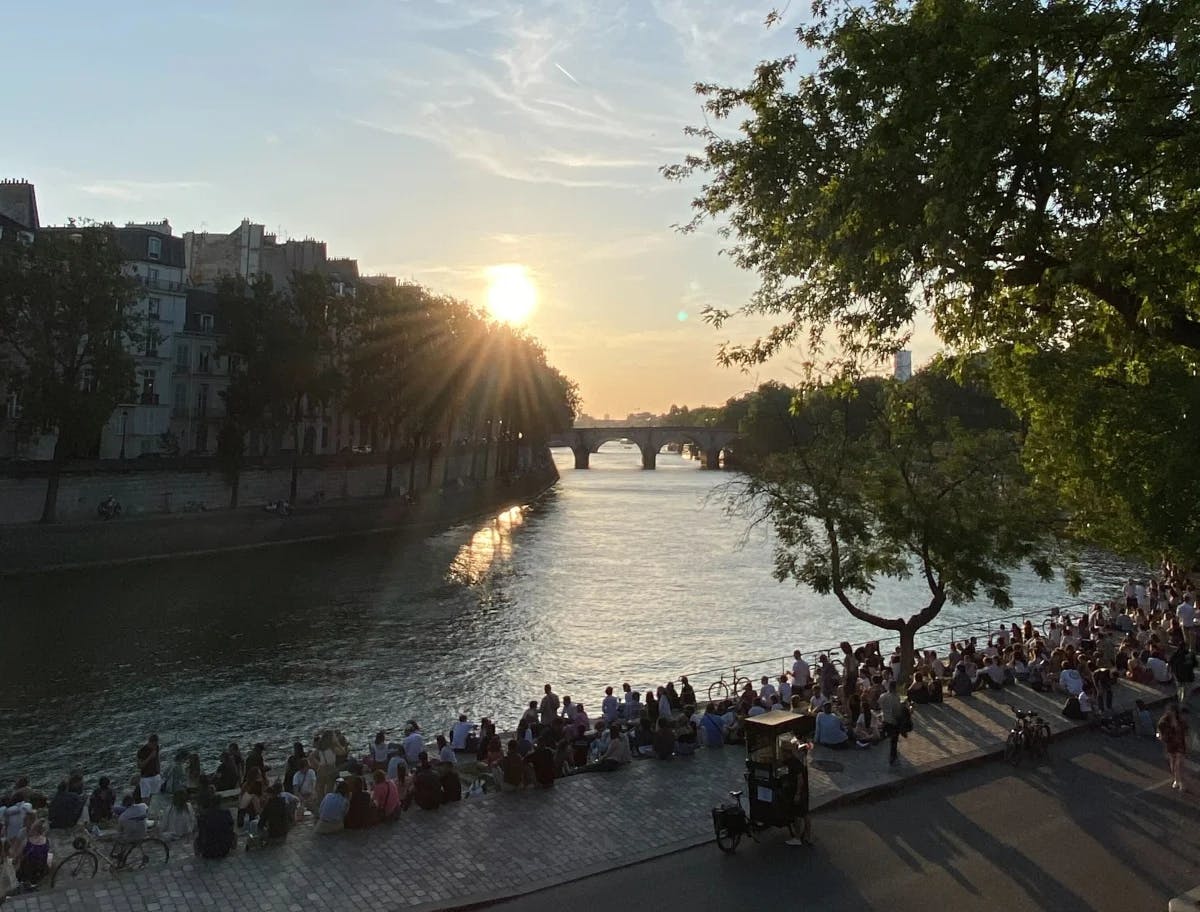 scenic Paris