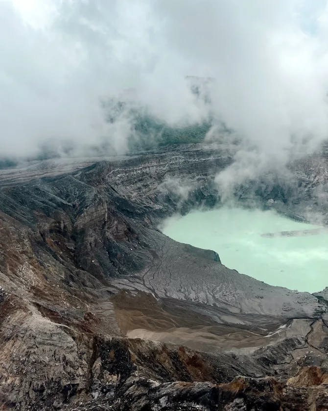 View of the volcano's crater and smoke.
