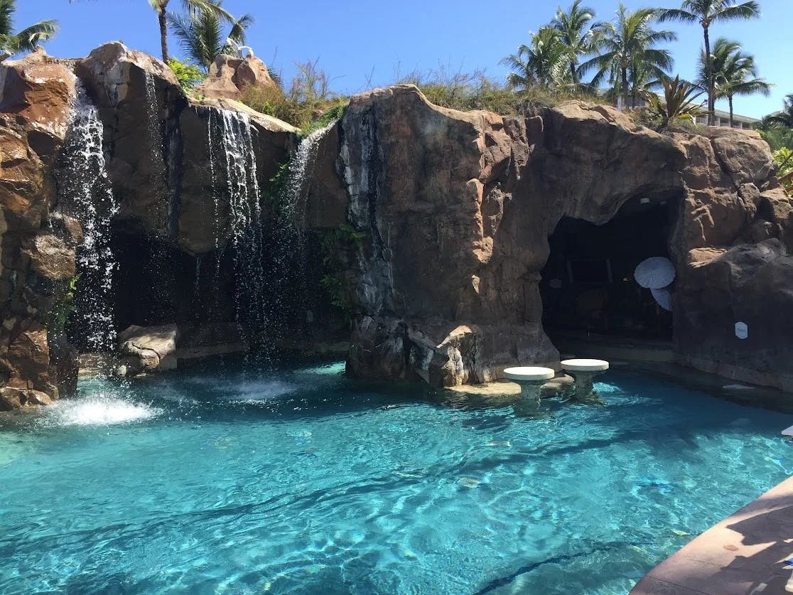 view waterfall in Maui