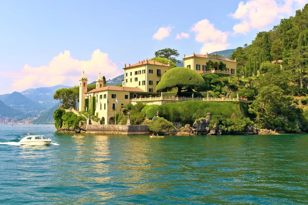 A yellow villa by lake side.