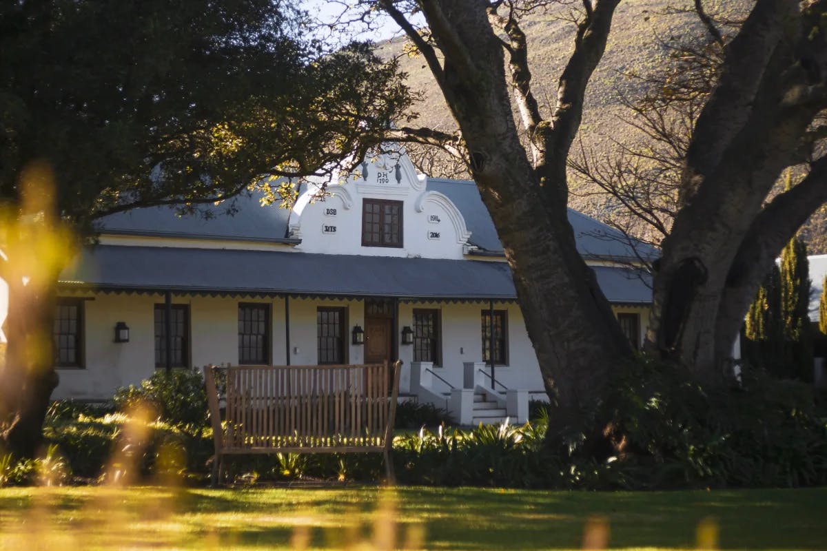 wooden-house-cape-town-travel-guide