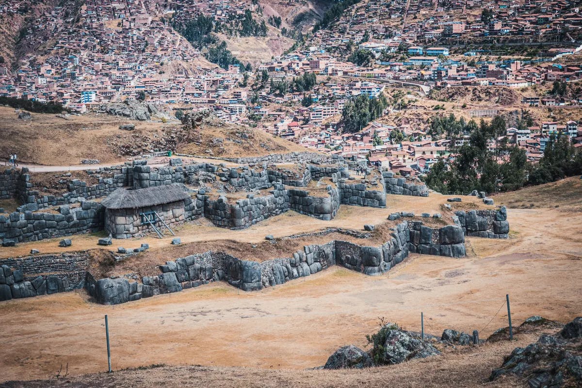 Sacsayhuamán is an ancient site in Peru.