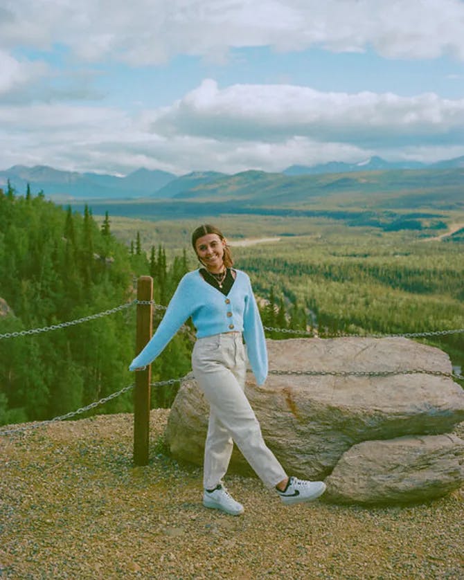 Picture of Caroline with beautiful mountain view