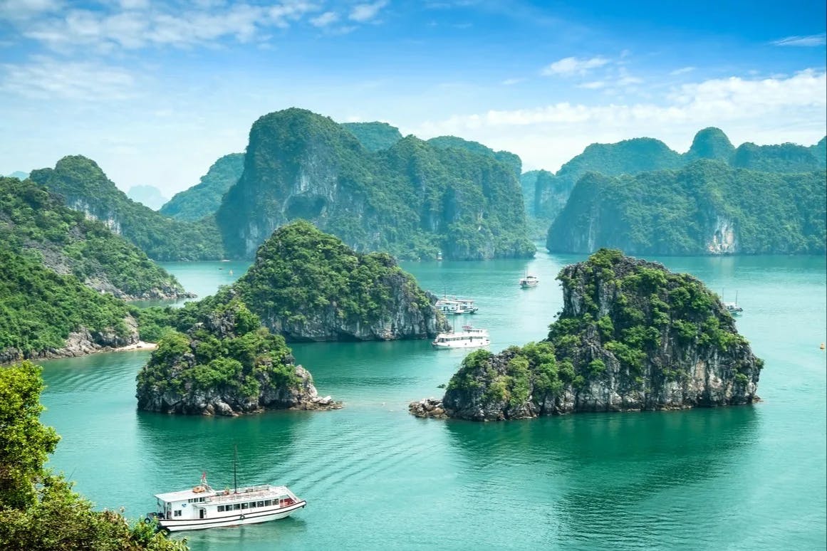 Hạ Long Bay is famous for its stunning seascape of thousands of limestone karsts and islets.