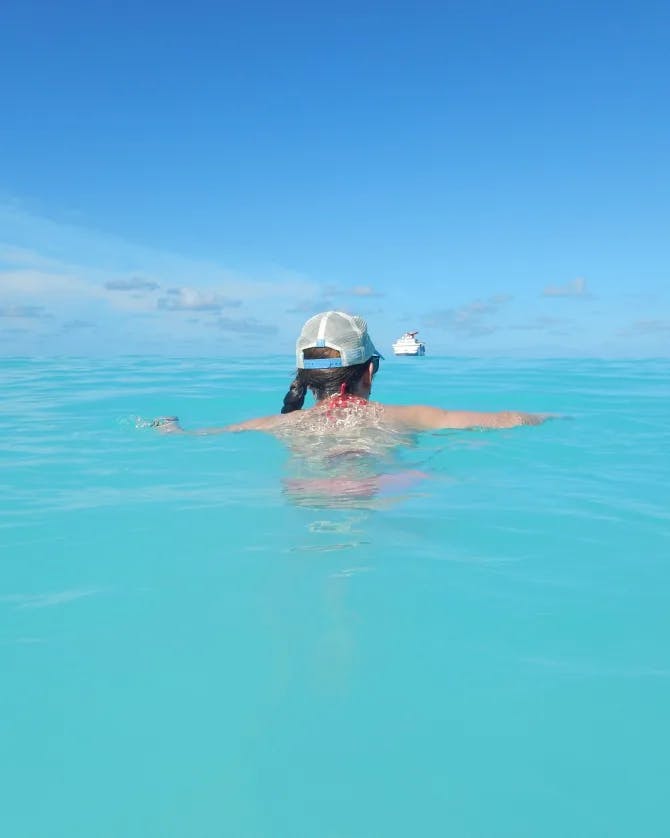 Travel advisor swimming