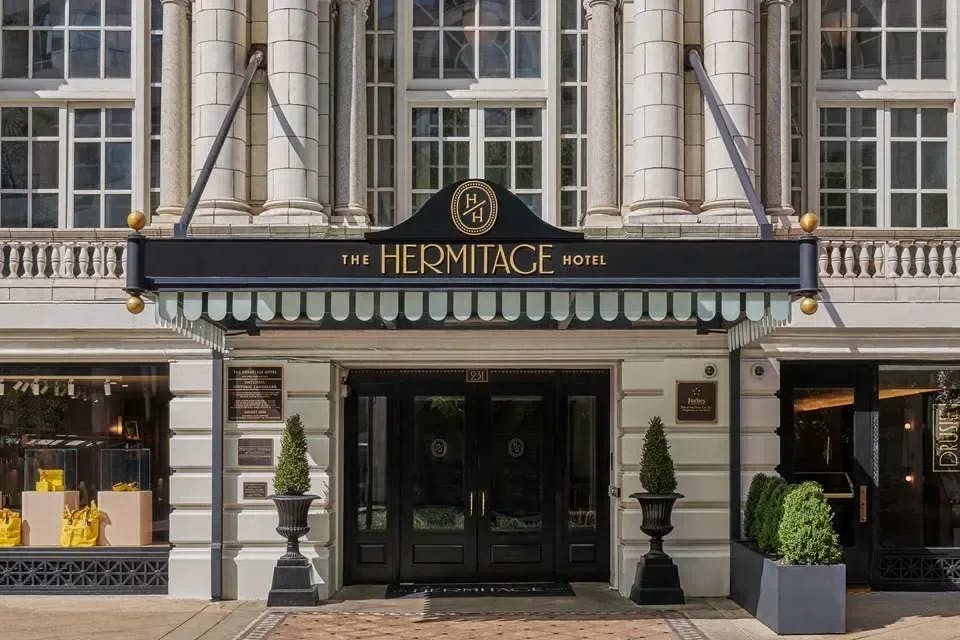 Art Deco entrance to The Hermitage Hotel Nashville