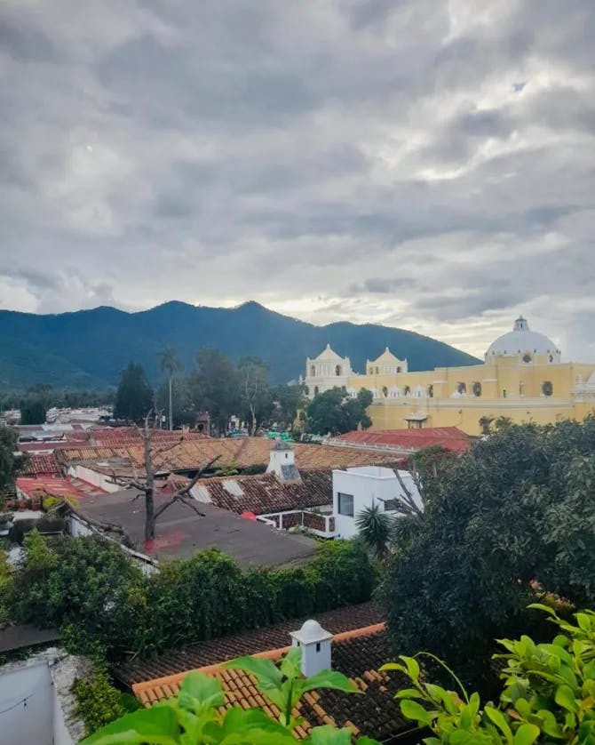 A beautiful view of houses