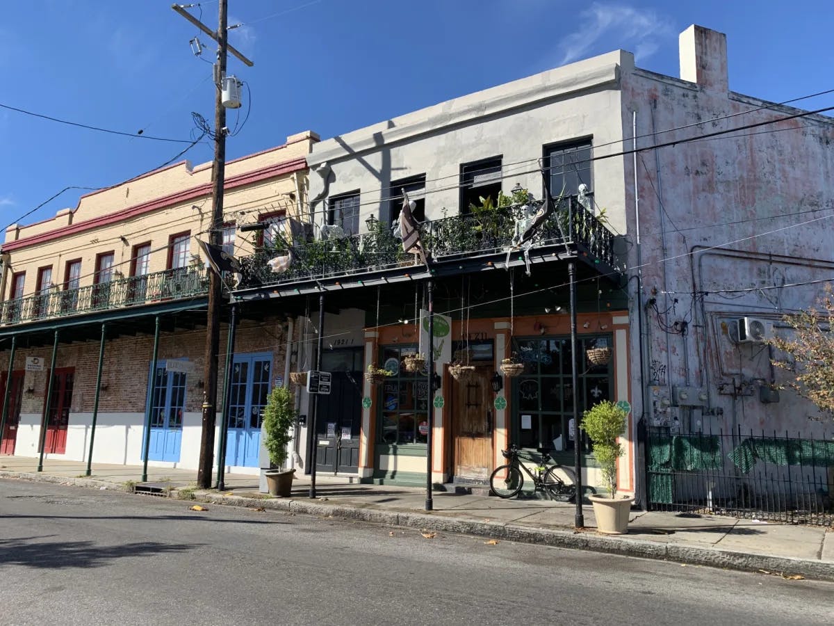 Buildings on a street in New Orleans.