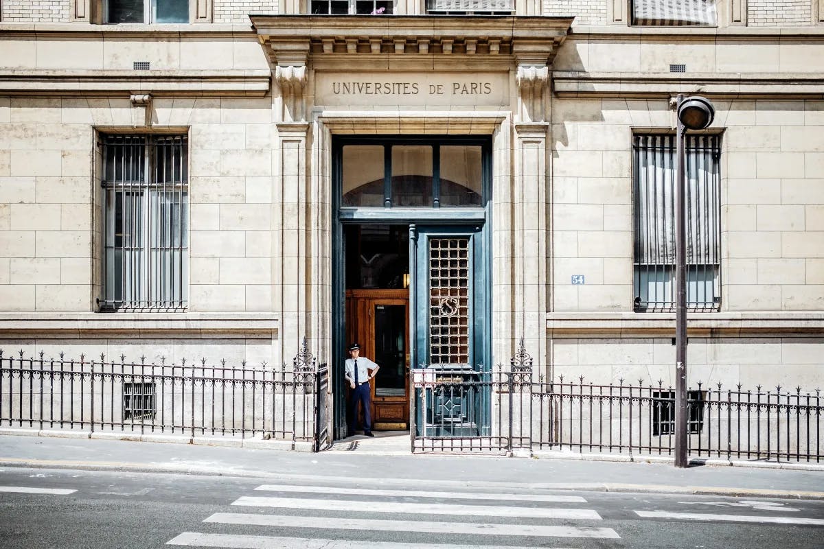 A guard at the Universites de Paris building.