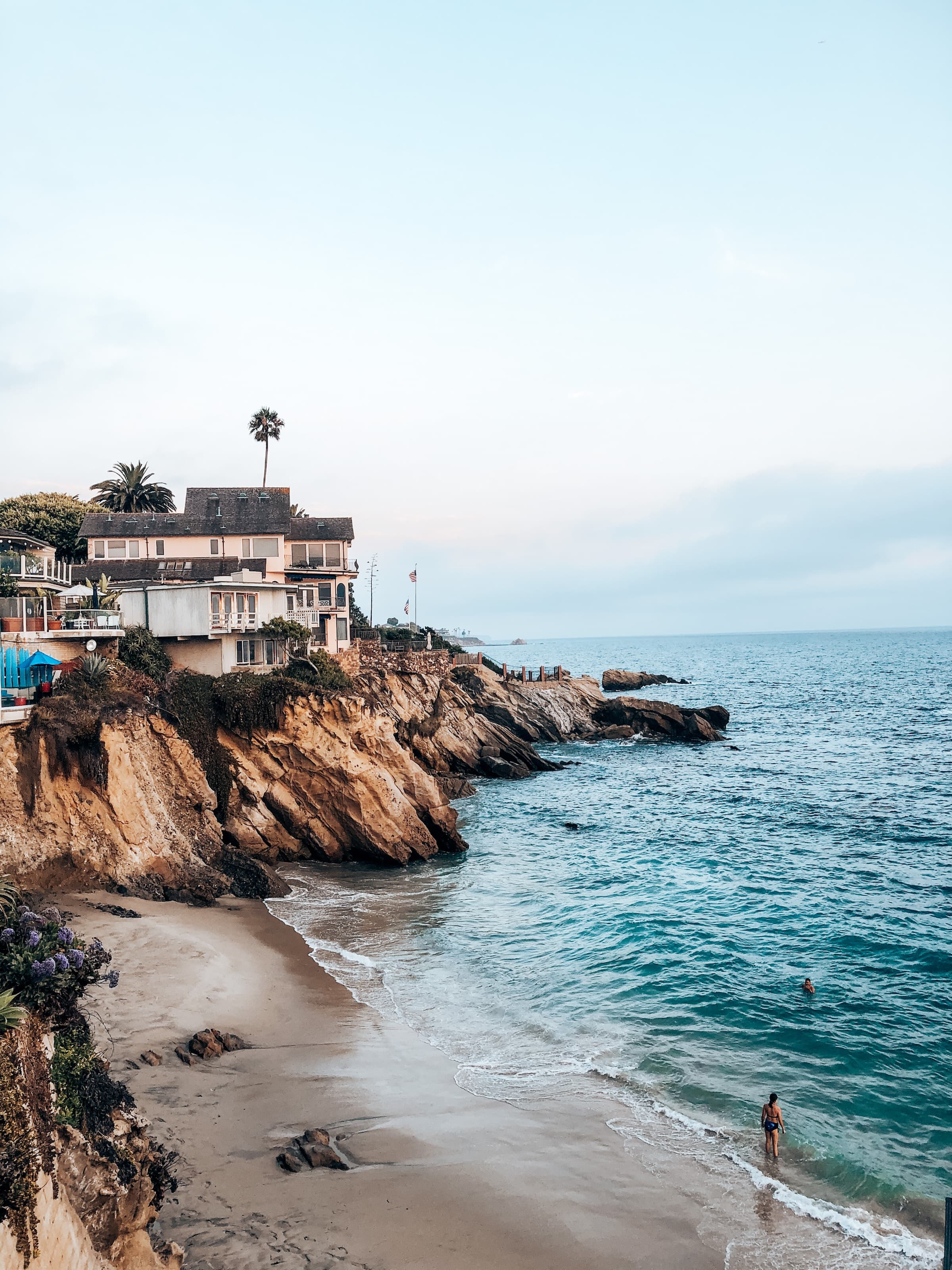 Laguna Beach is a picturesque coastal paradise blending stunning beaches, artistic charm, and Southern California allure.