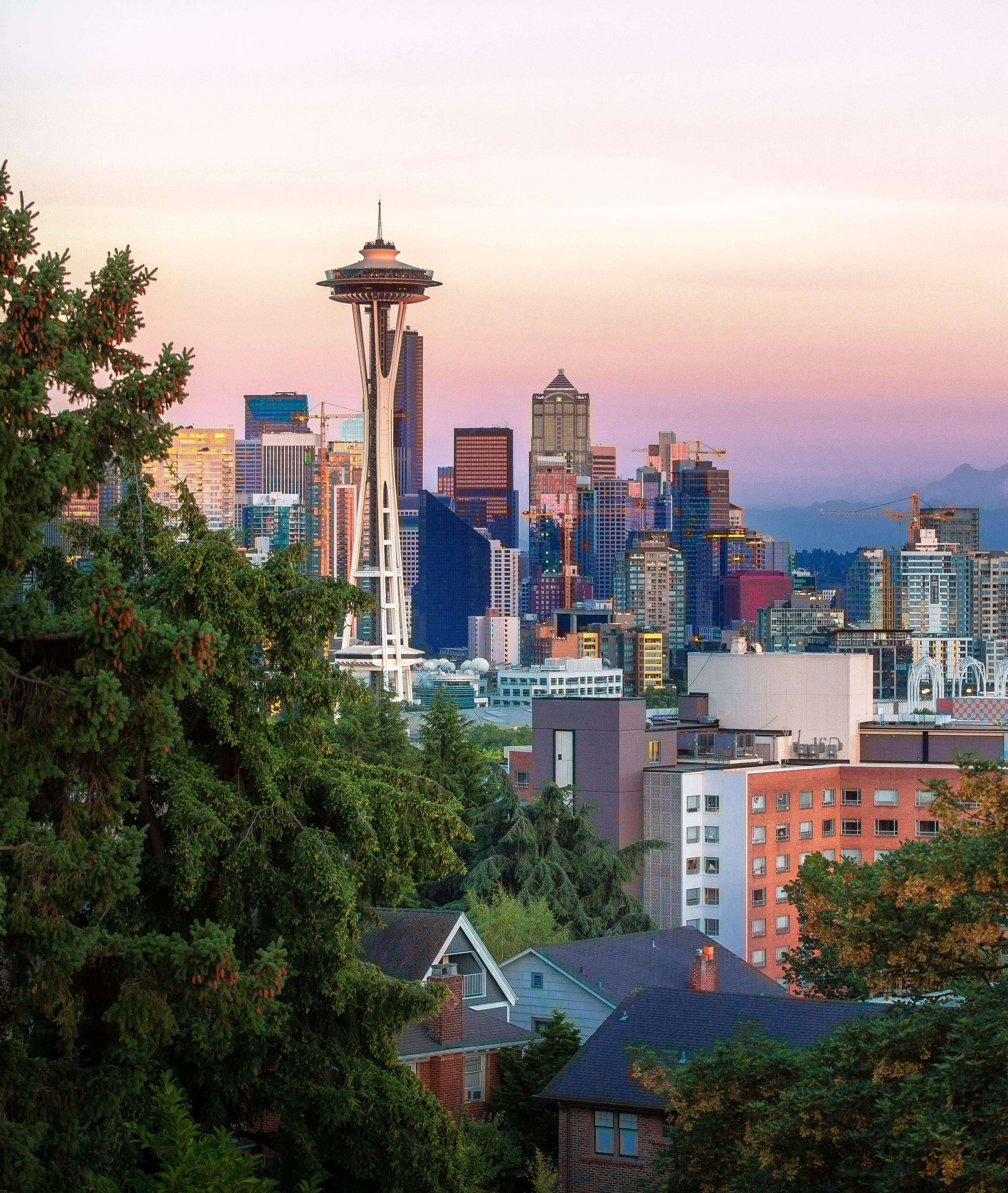 Discover not only the best places in Seattle but also the best food.