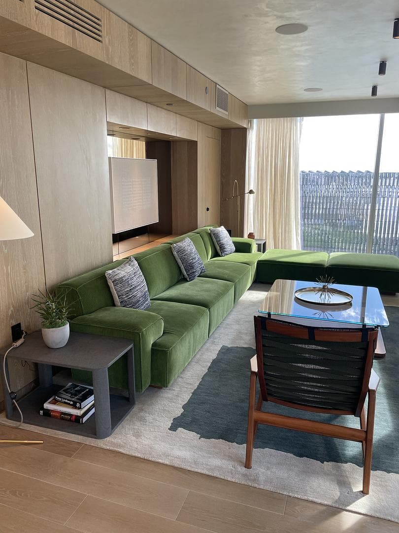 lounge area in master bedroom