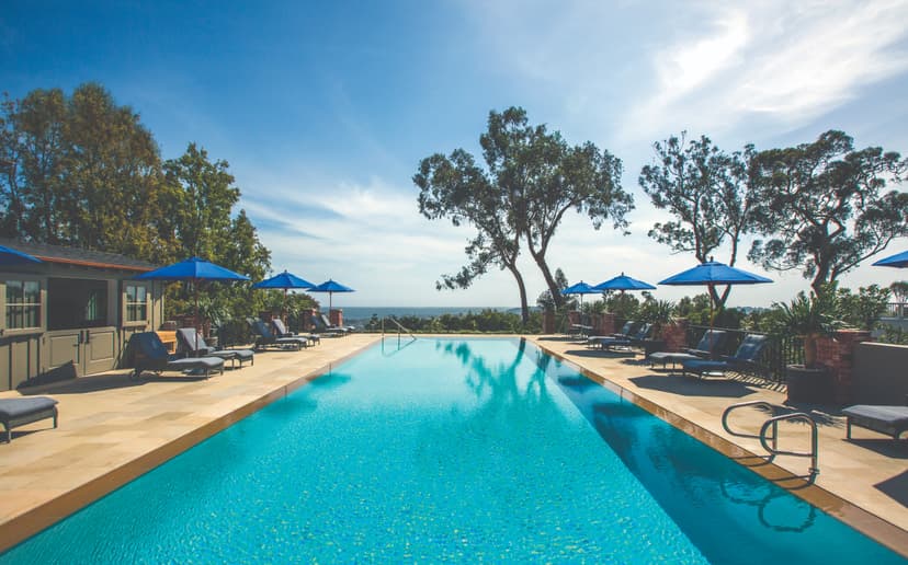 Pool overlooking Pacific Ocean