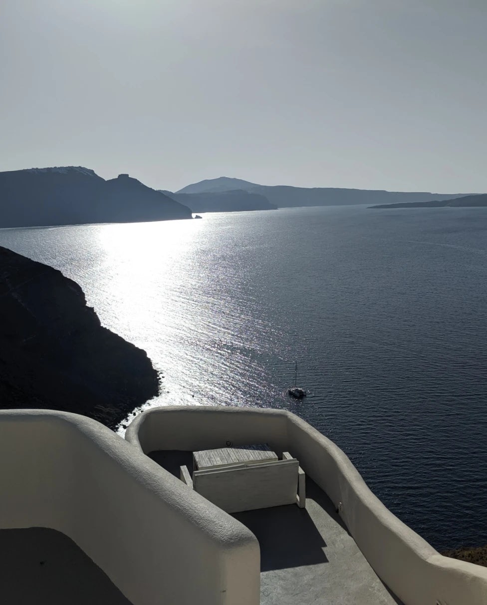 The Best Hotel in Oia Santorini