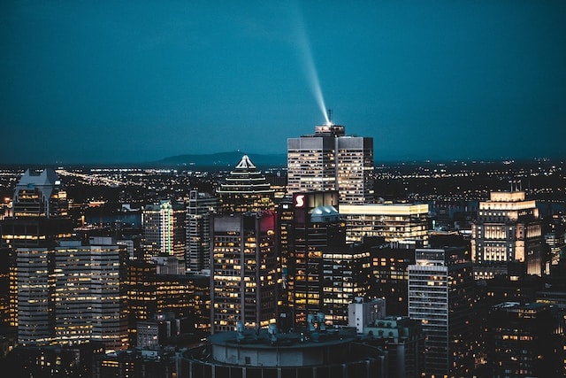 Mont-royal city in the night