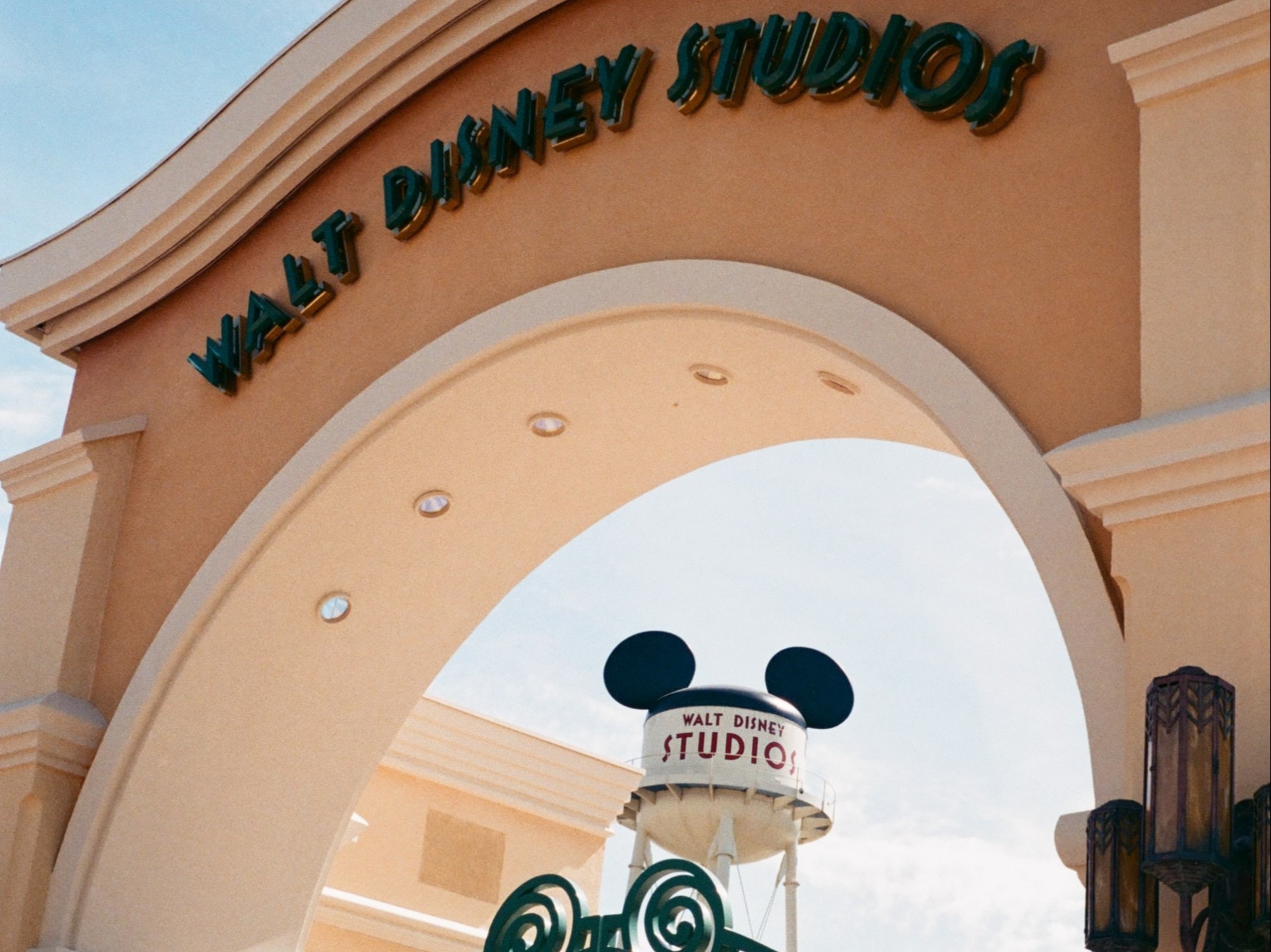 A gate with Walt Disney Studios written on it. 