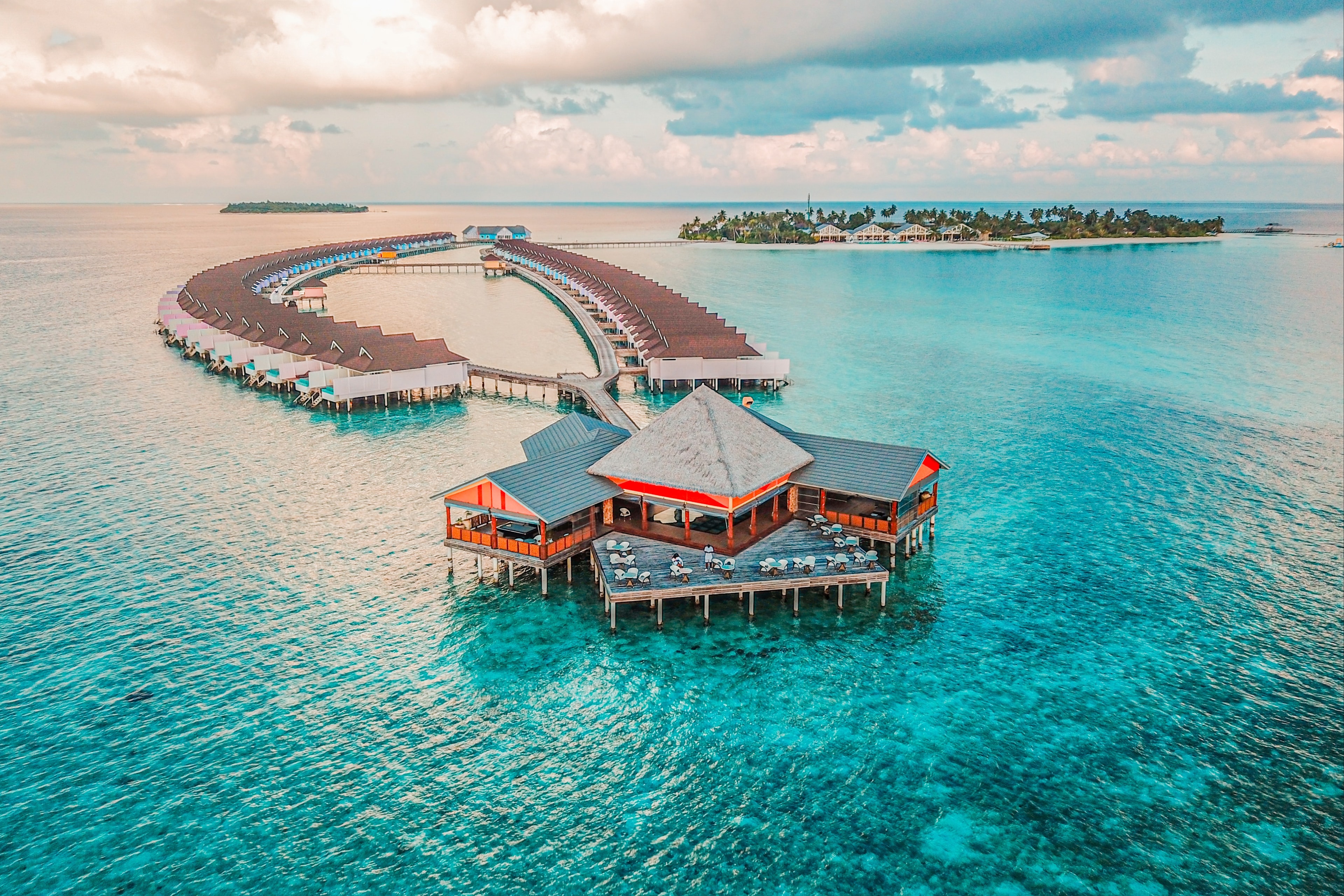 aerial-view-ocean-maldives-travel-guide