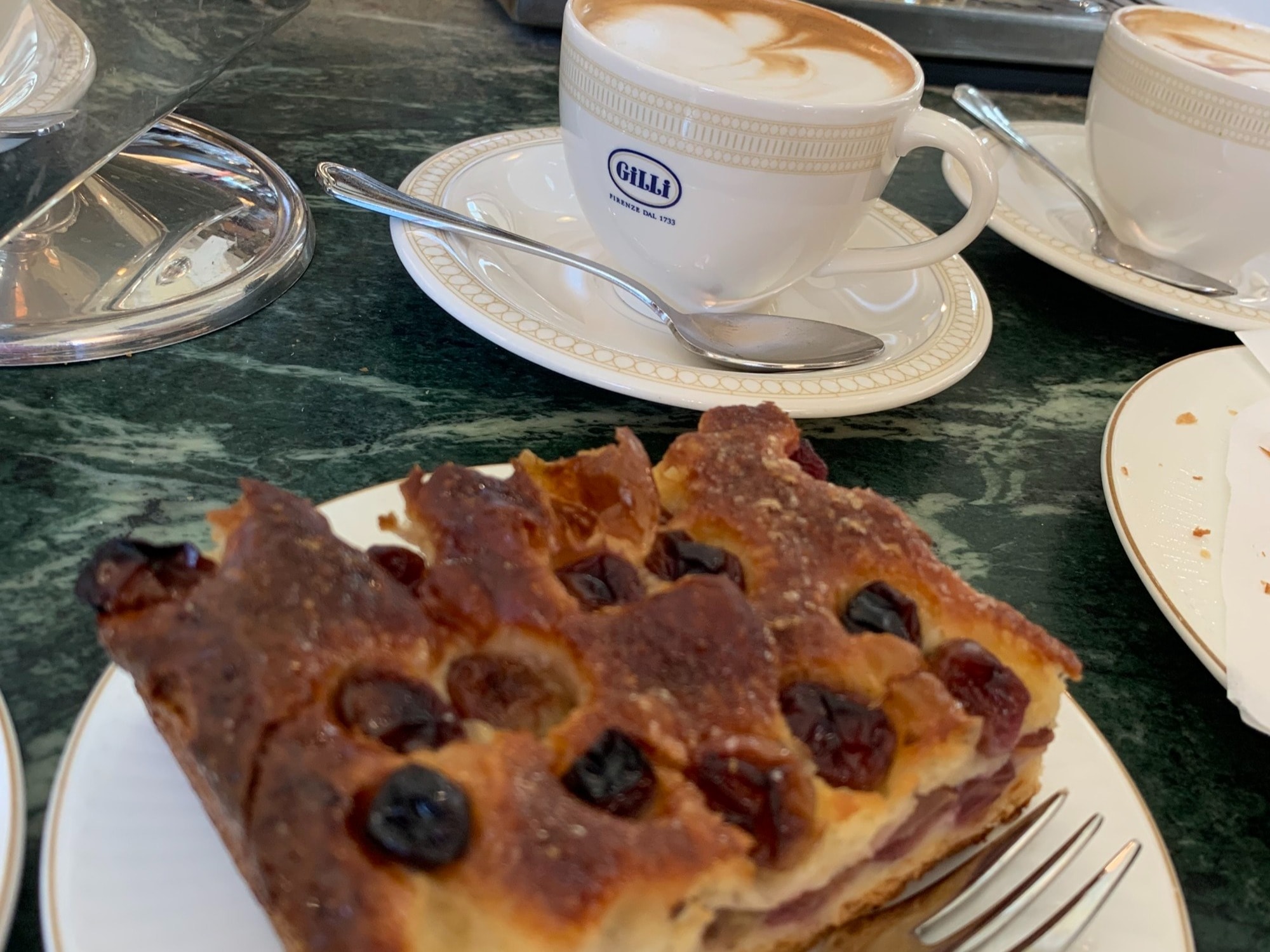 Pie and coffee in a cafe. 