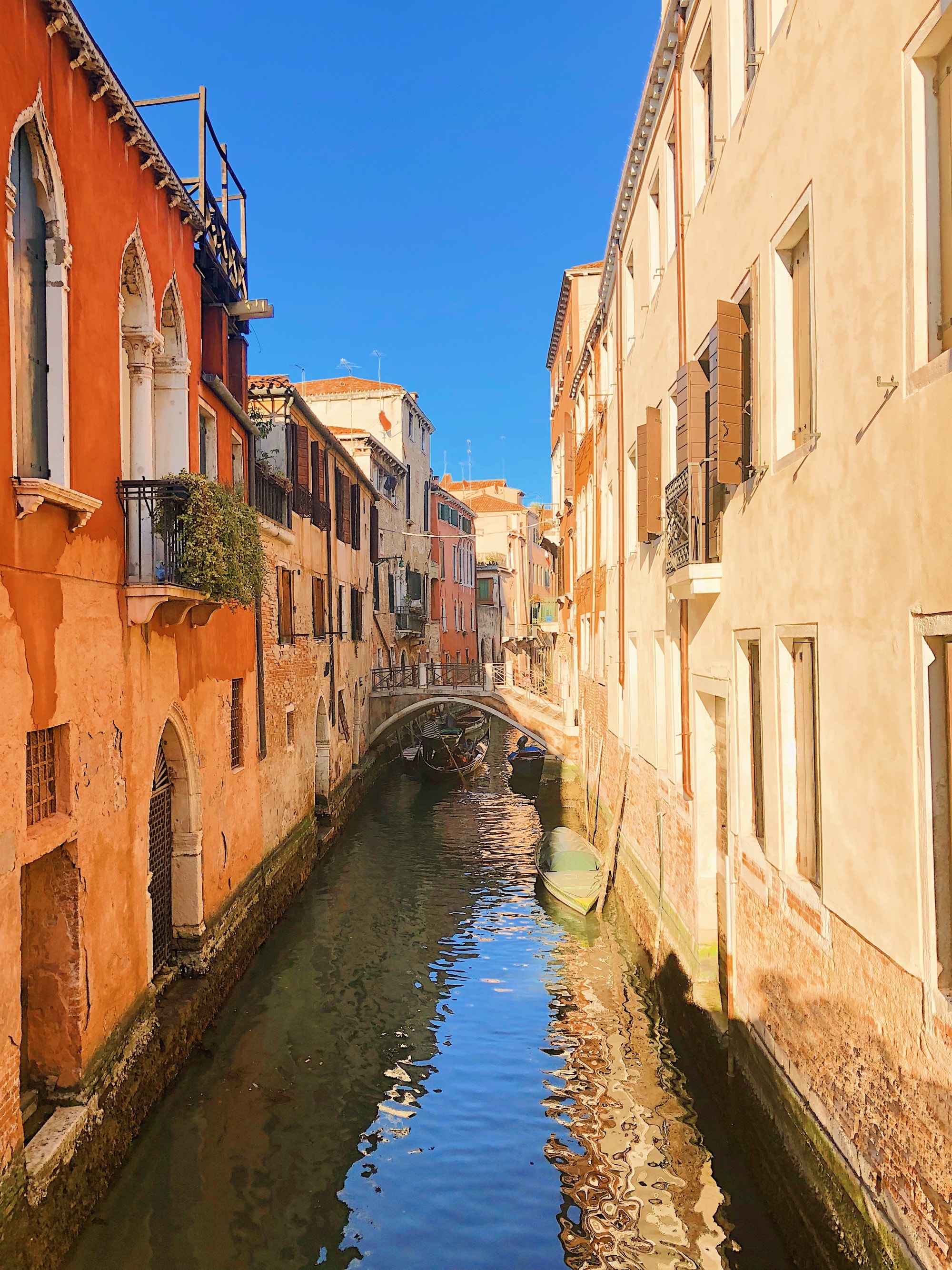 Buildings flanking a narrow canal.