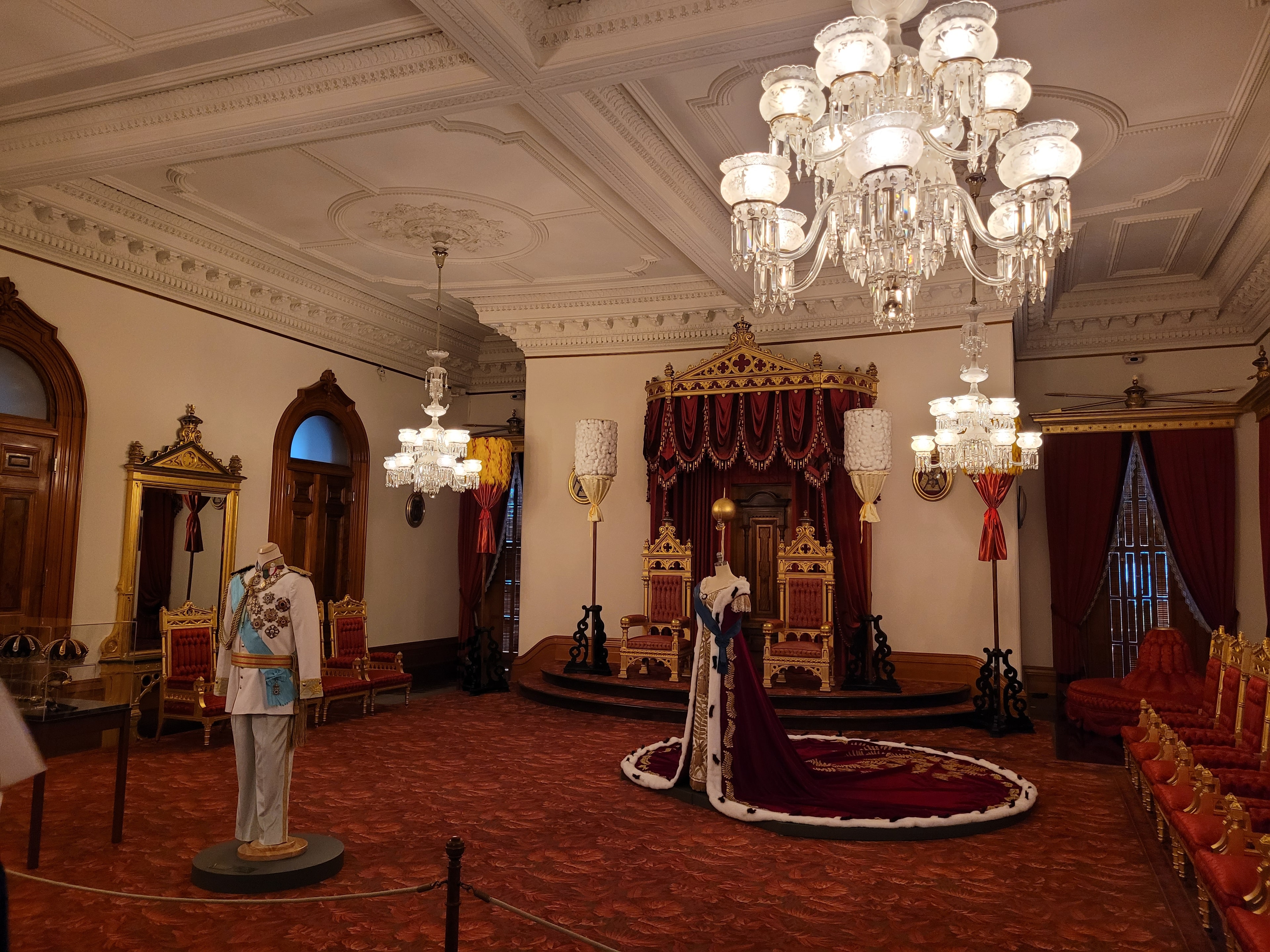 Picture of Throne room Buckingham Palace