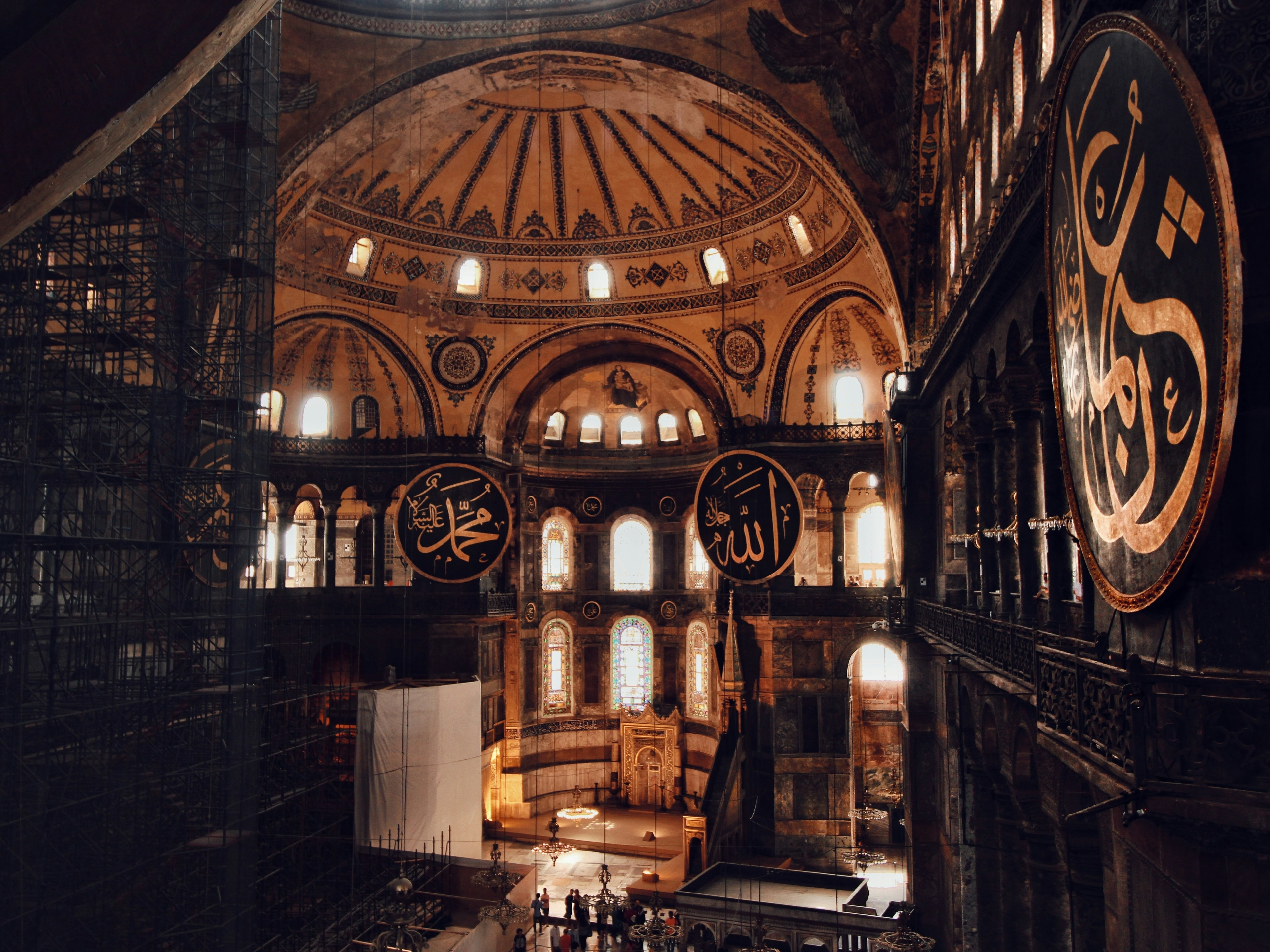 inside-a-mosque-turkey-travel-guide