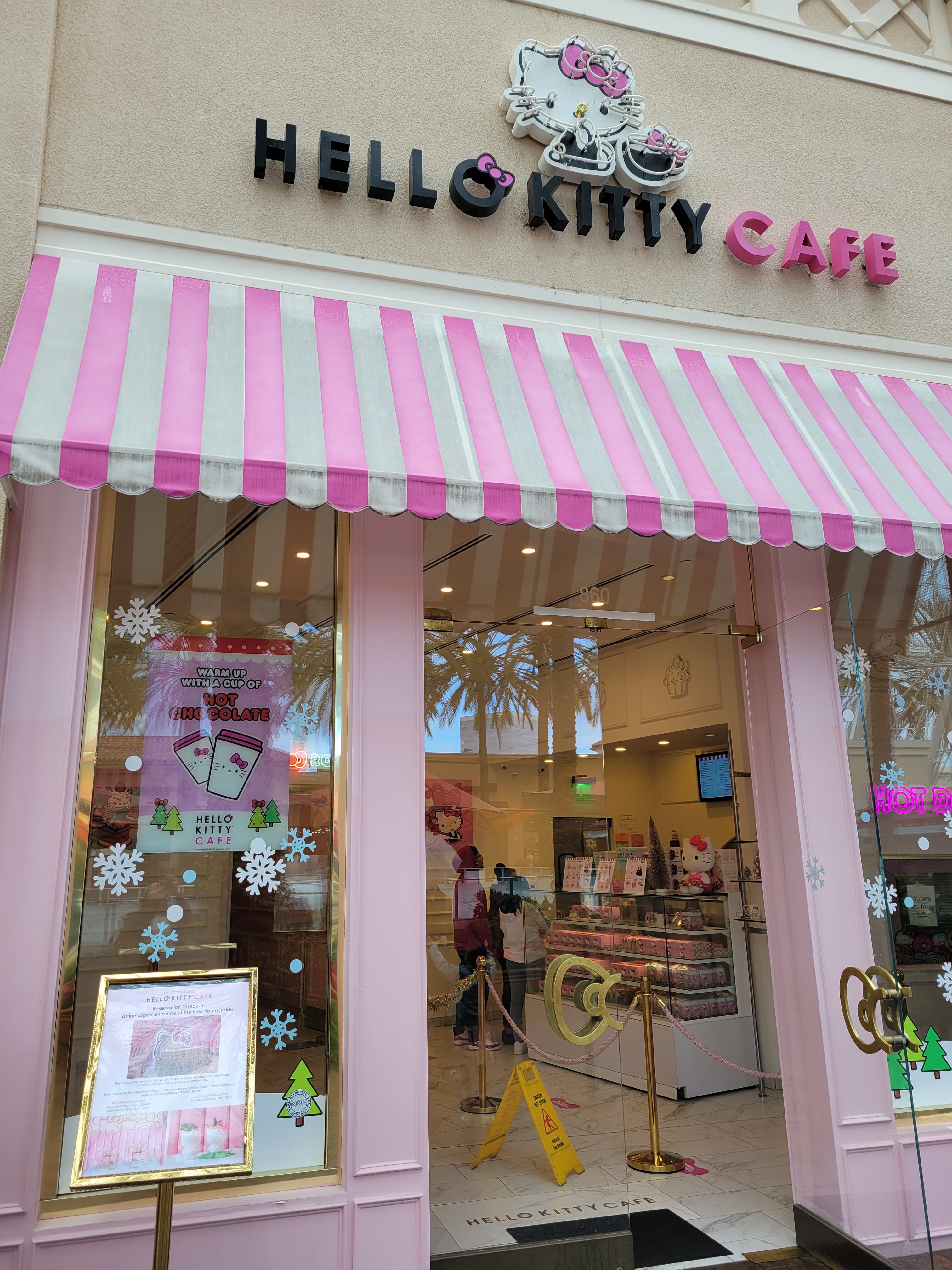 Picture of Entrance of Hello Kitty cafe