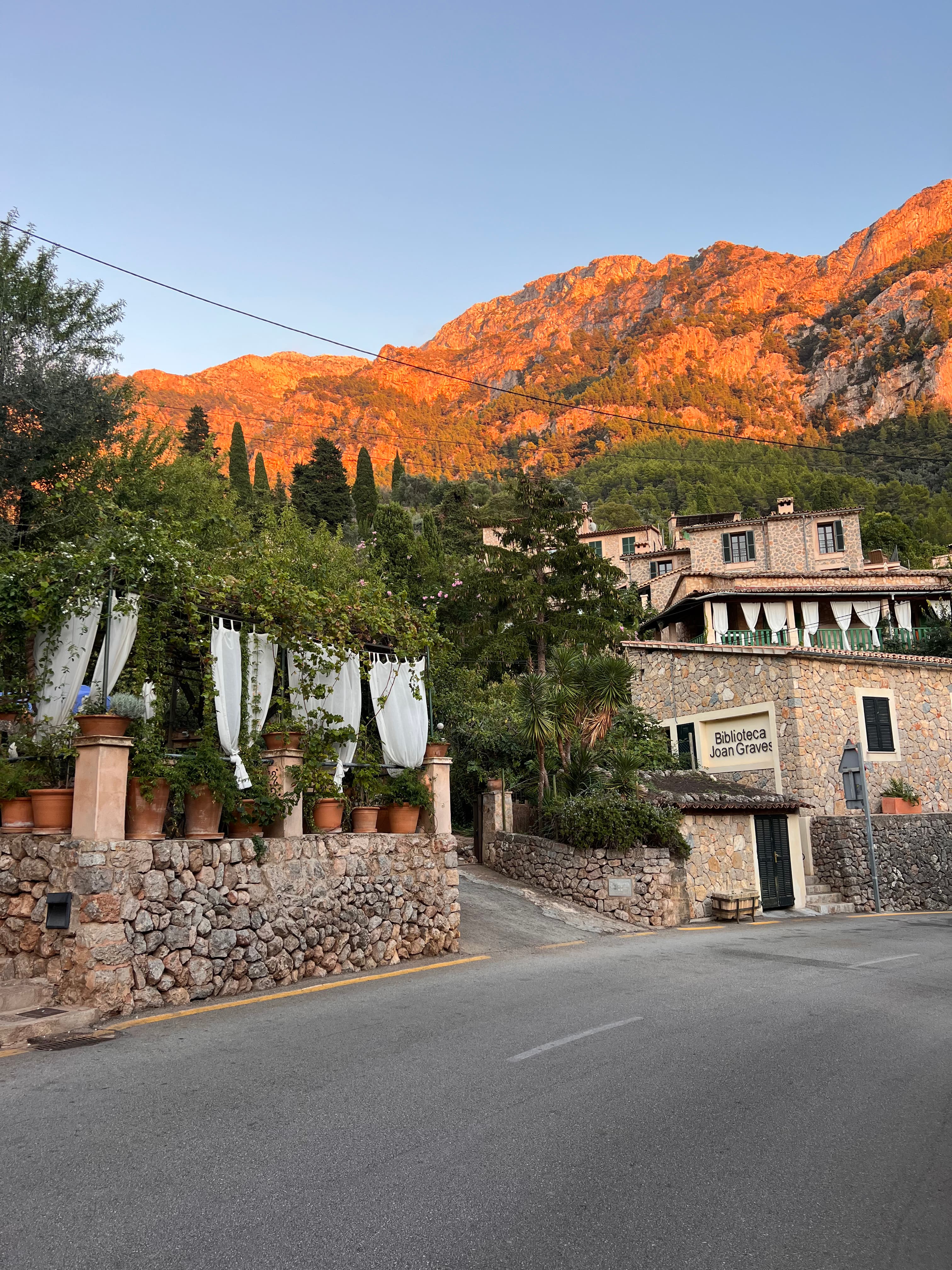 Front entrance of Biblioteca Joan Graves in Spain