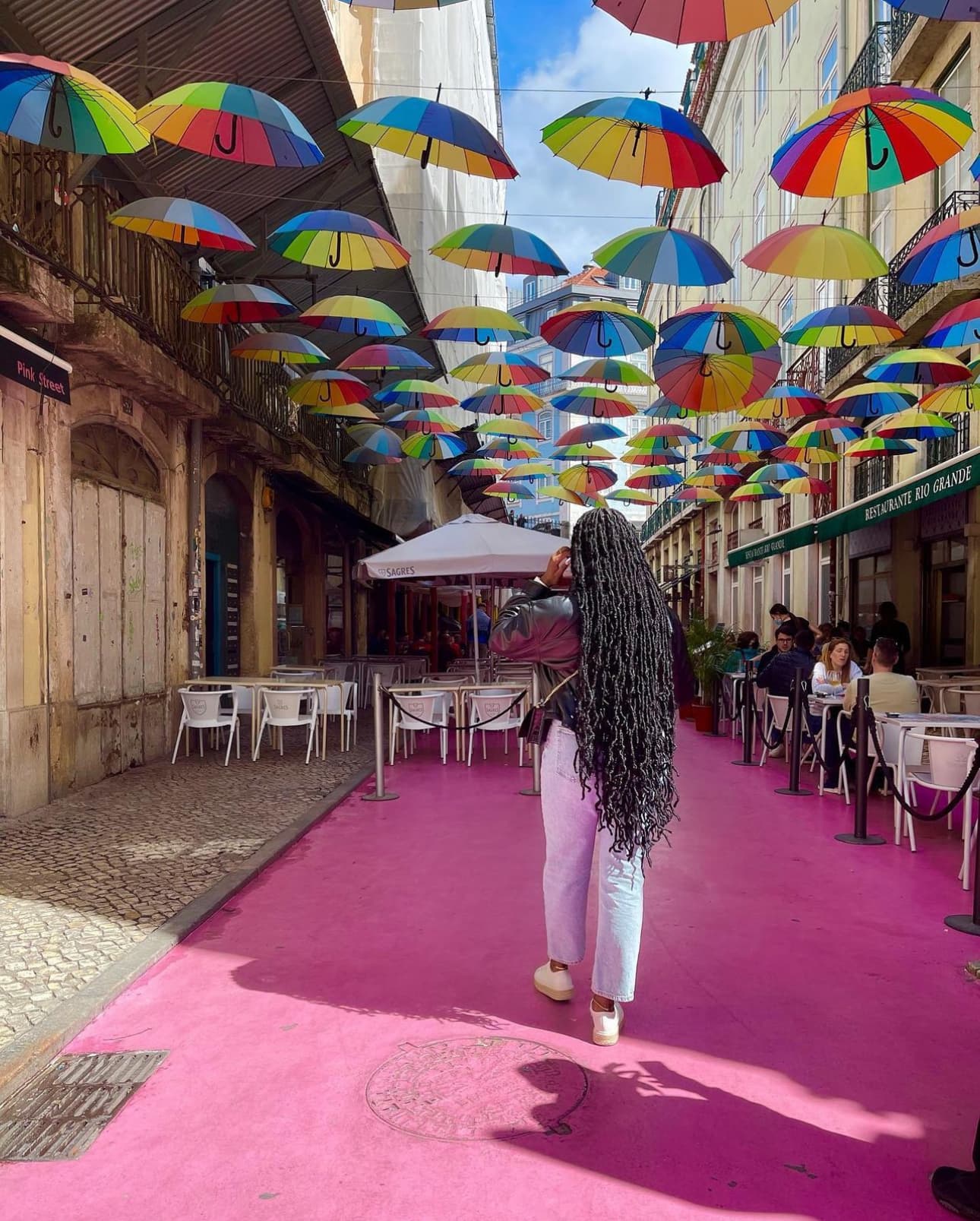 Travel advisor posing in Umbrella Street
