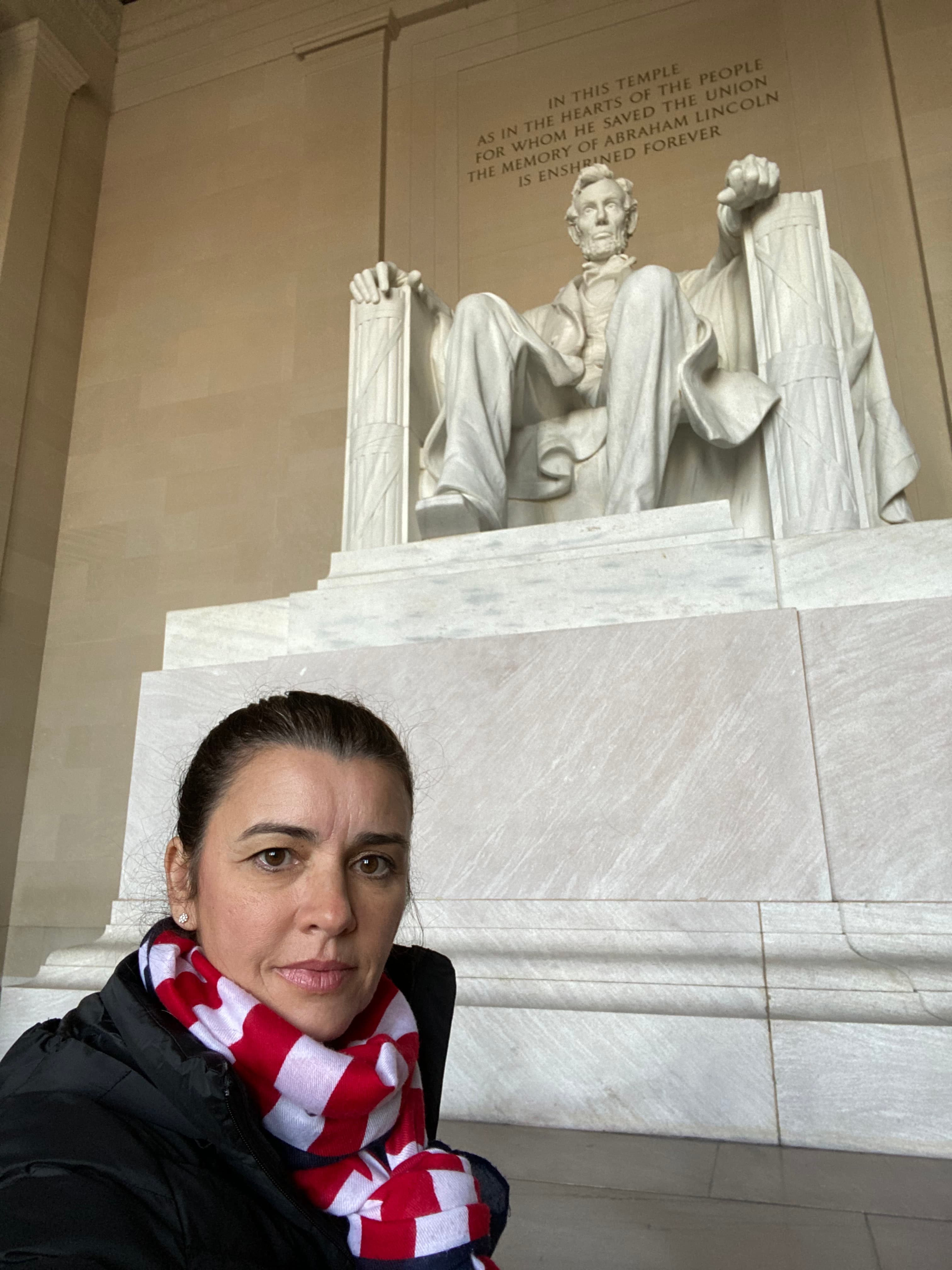 Selfie with a Lincoln statue