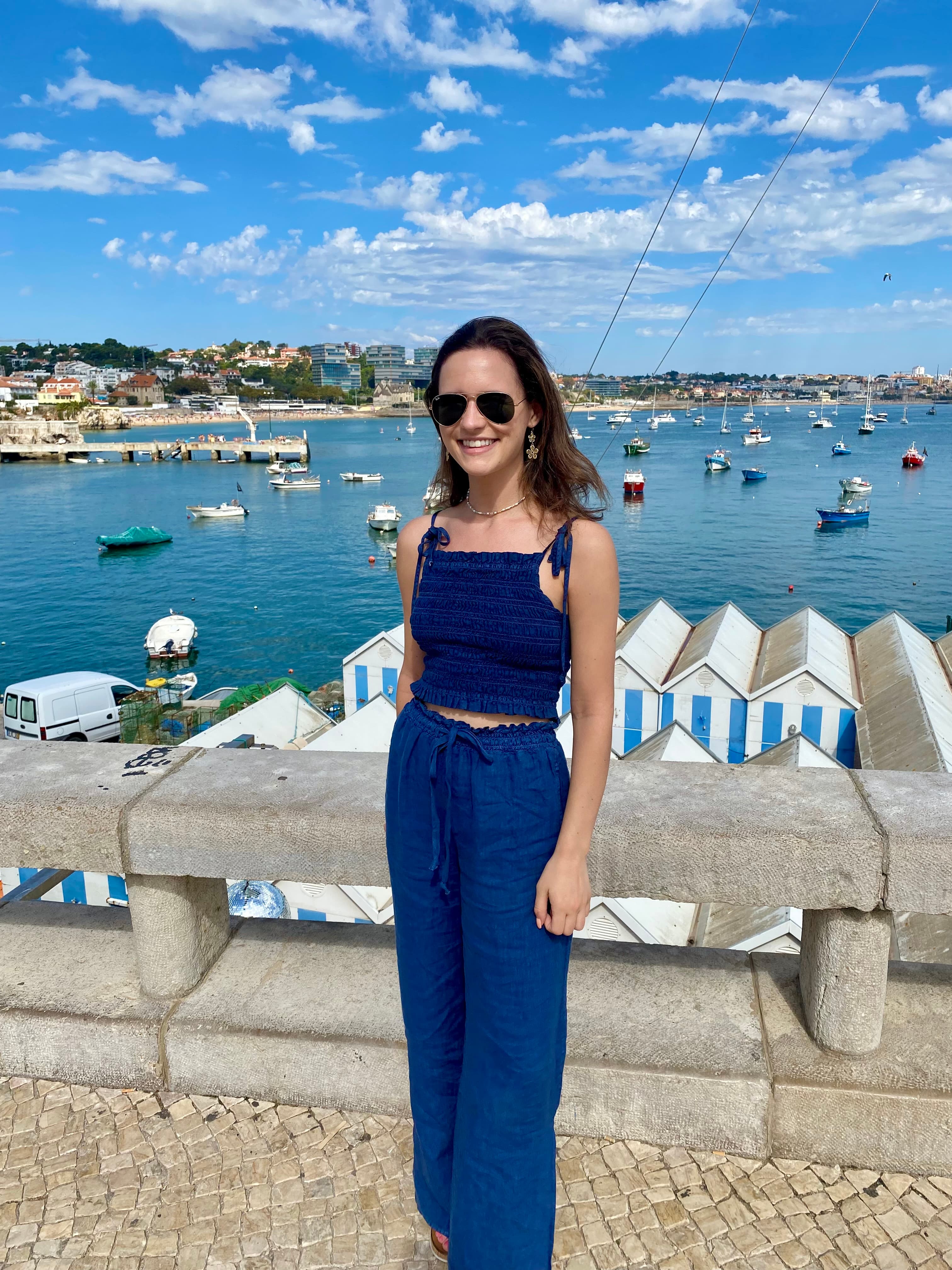 Travel advisor posing on the seaside