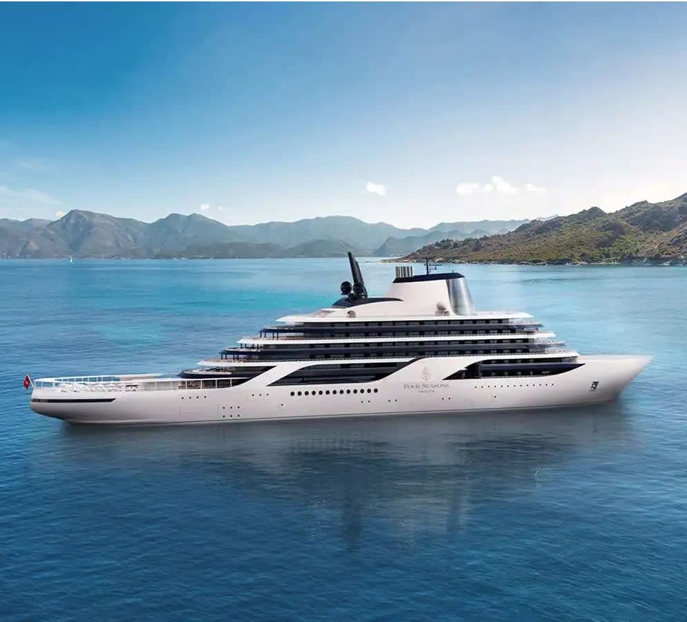 Four Seasons Yacht Experience Guide curated by Lindsey Scanlon