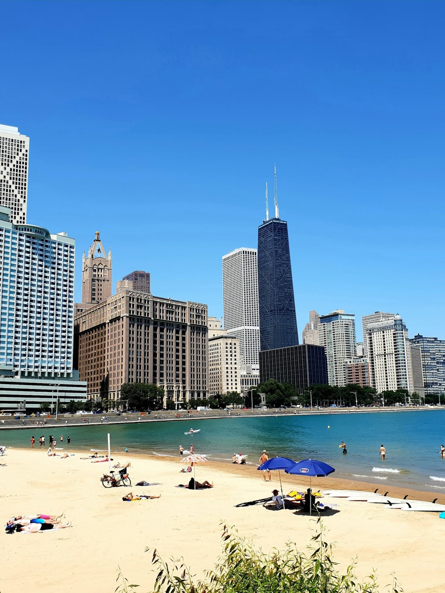 Best Affordable Hotels in Downtown Chicago curated by Jonna Robertson