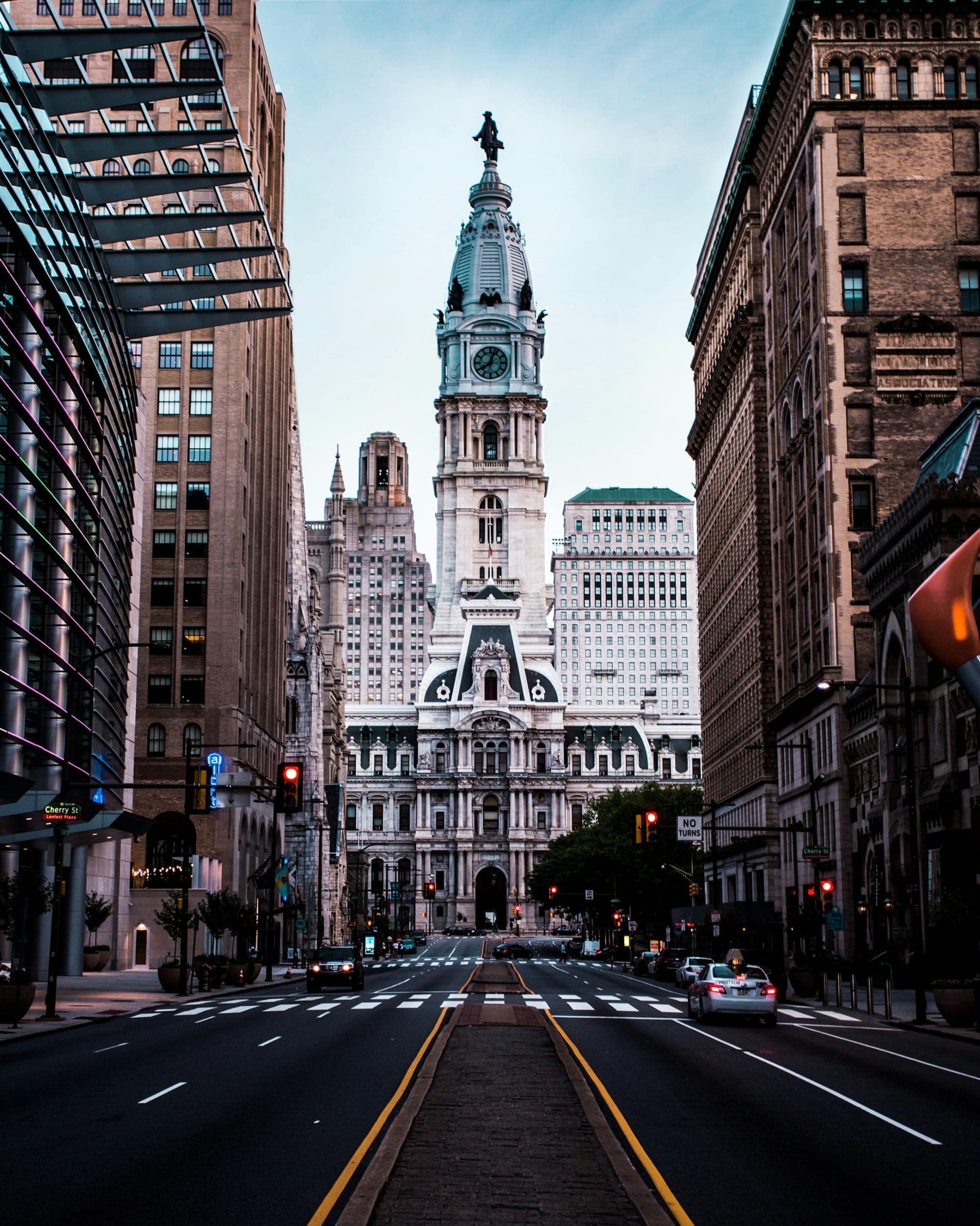 A First Timer's Guide to Philadelphia: What to Do, See and Eat curated by Briana Knox