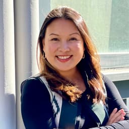 Author - Janine Yu