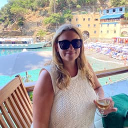 Author - Claire Ruscitti