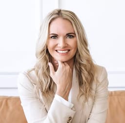 Author - Kaitlan Leonard