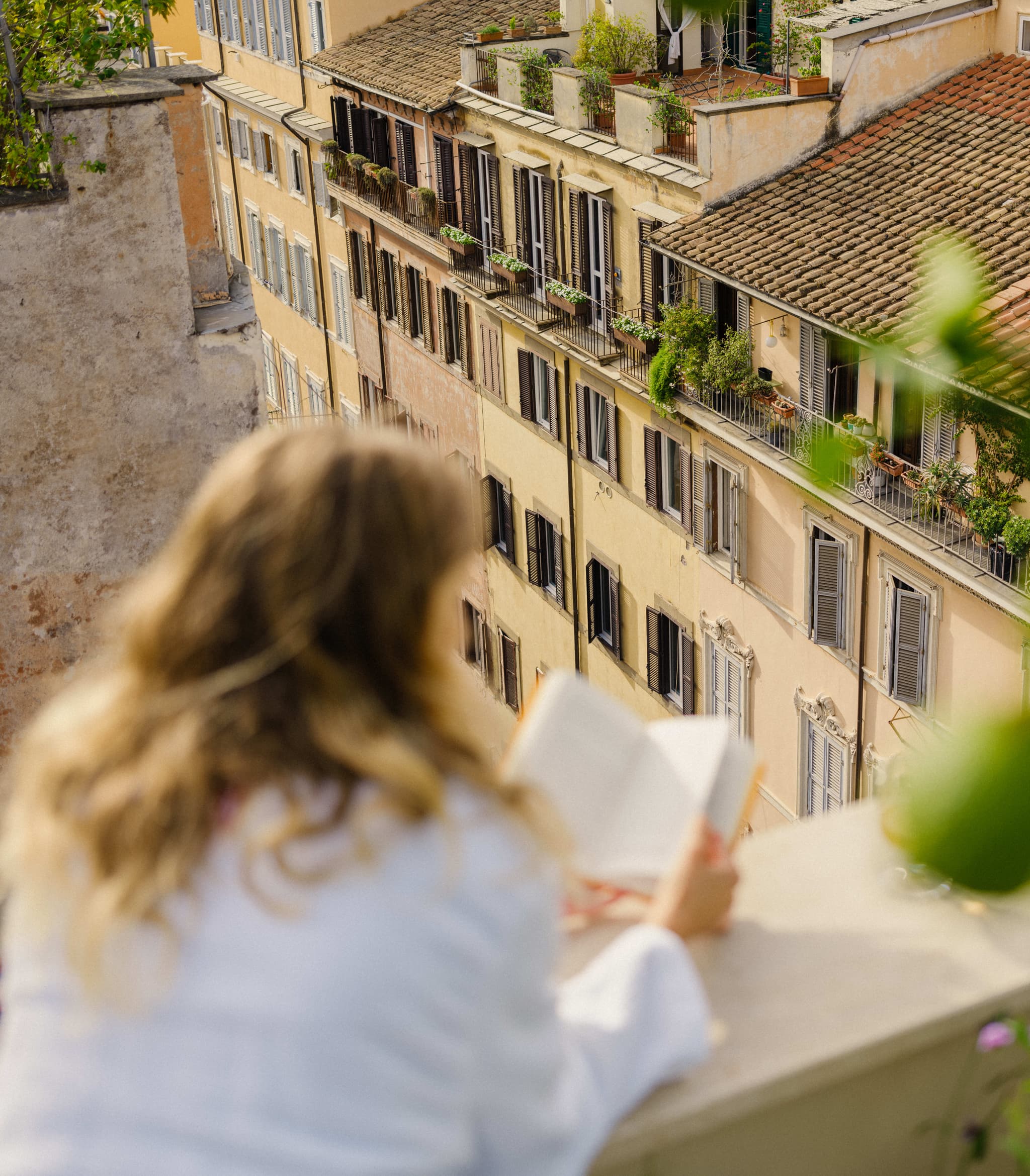 Fora - Solo Travel for the Urban Explorer