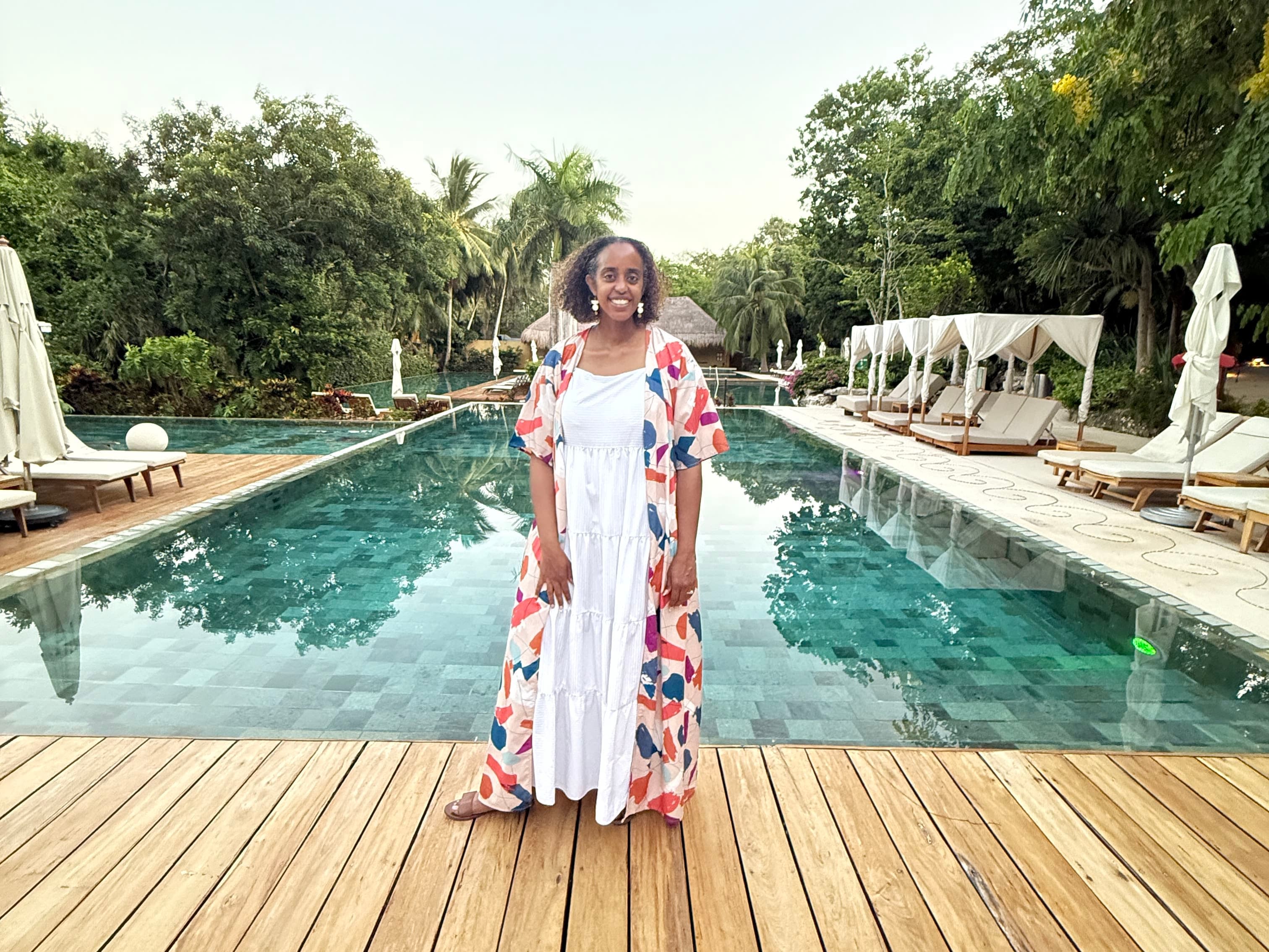 Featured image for Why This Former Startup Executive Credits Fora's Community for Her 7-Figure Sales