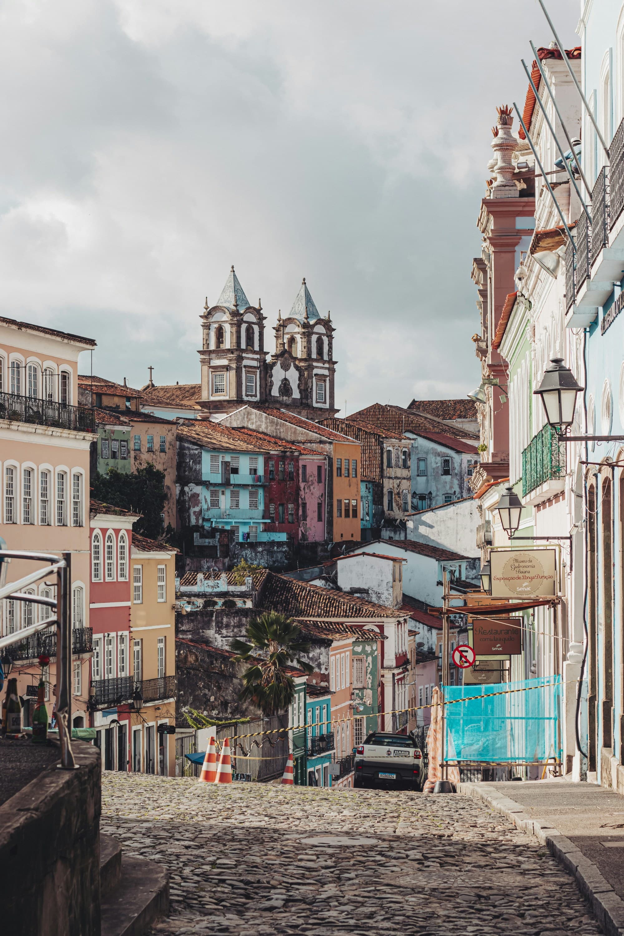 A street with buildings during the daytime.
