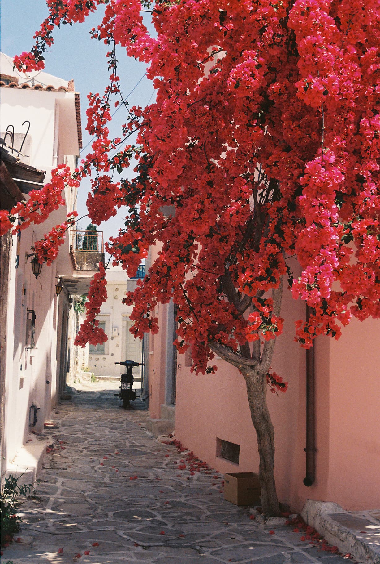 Driving to the quaint village Chalkio.