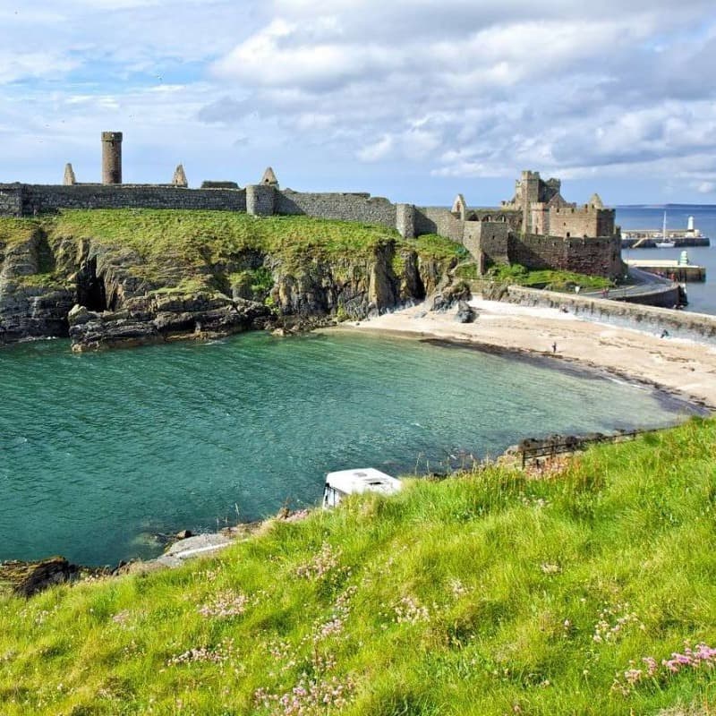 Castle in island green places