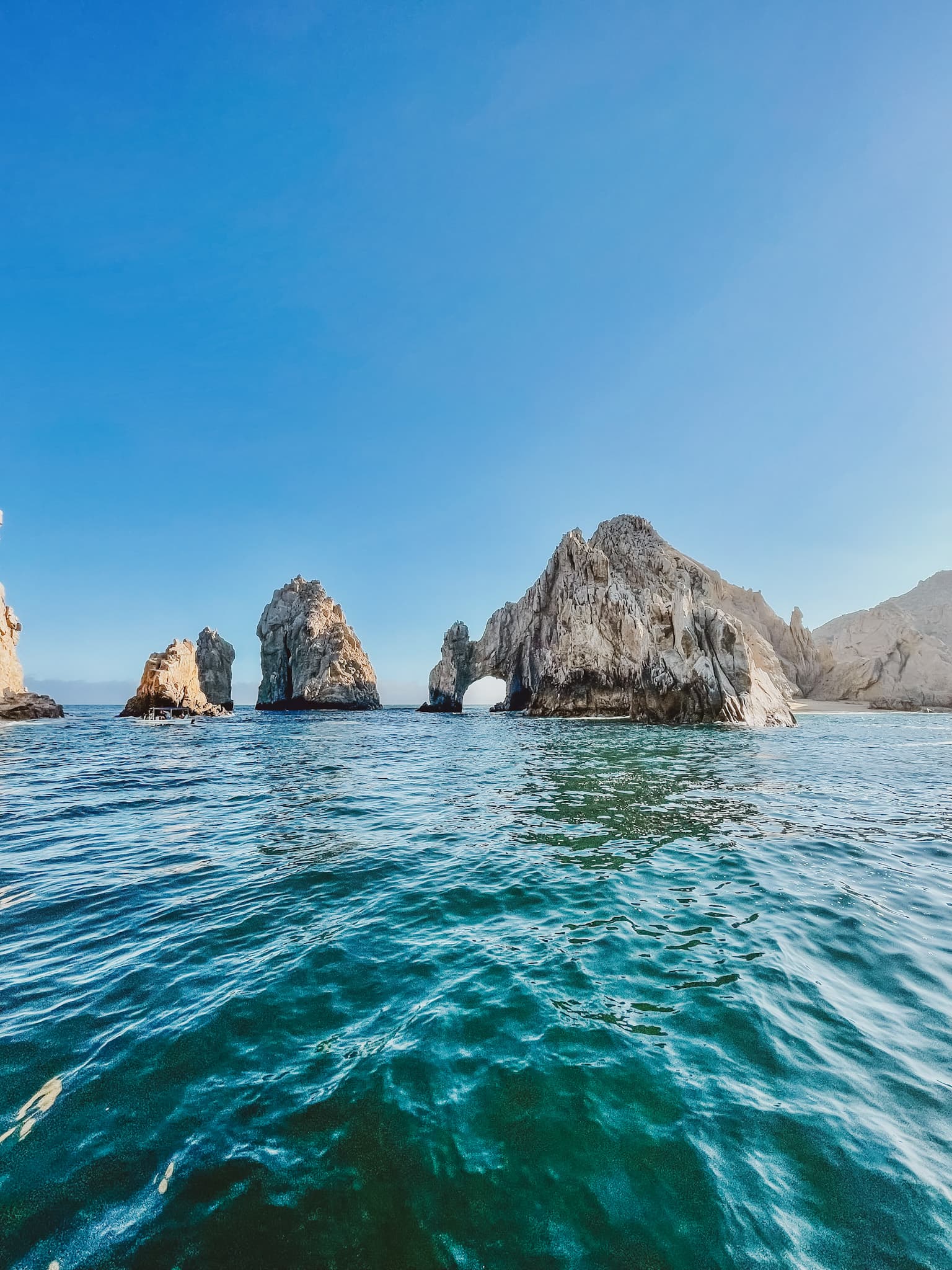 The Arch of Cabo San Lucas, a rock formation in the ocean