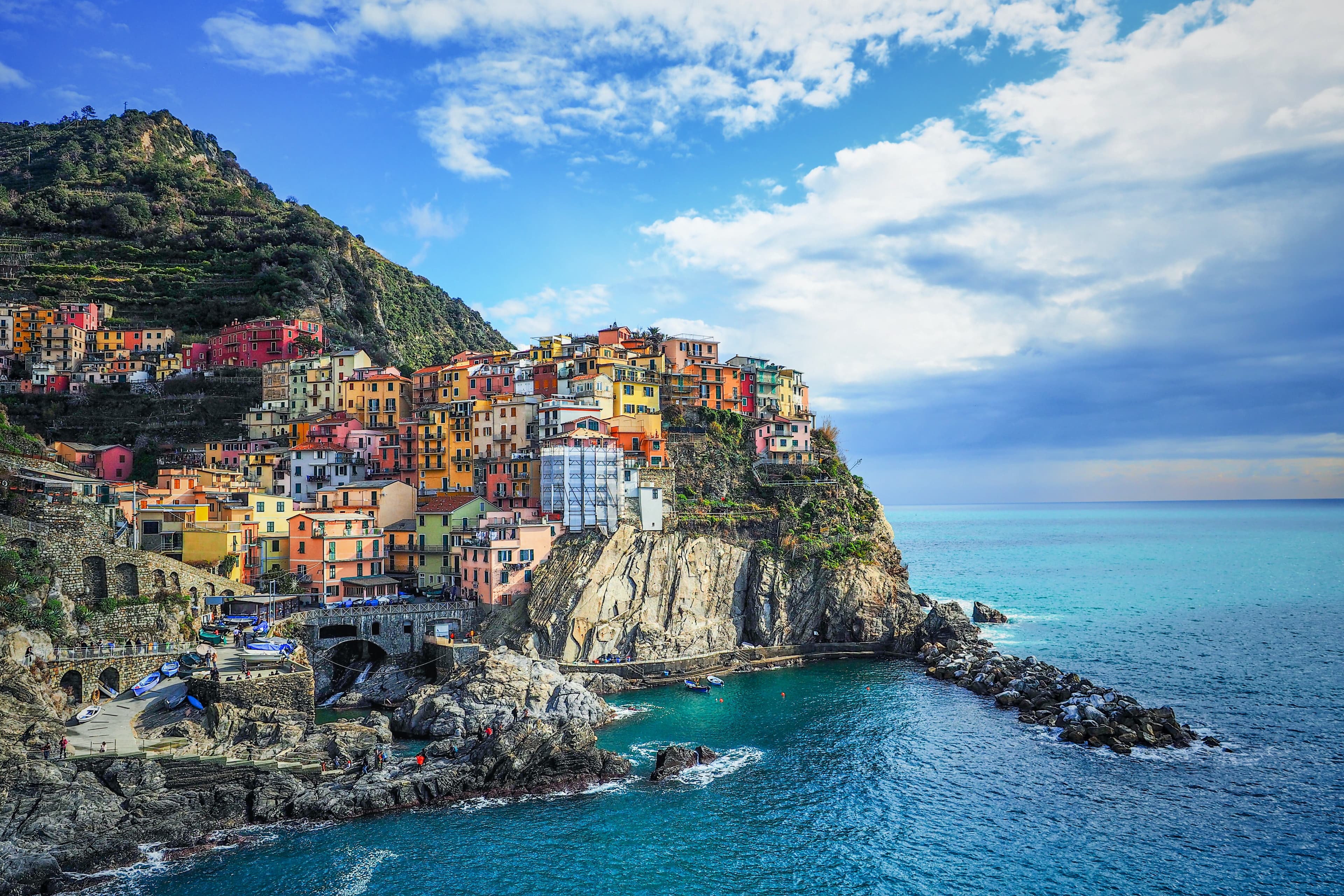 Cinque Terry, Italy